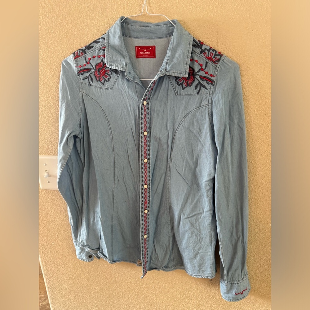 Kimes Ranch floral embroidered button front top